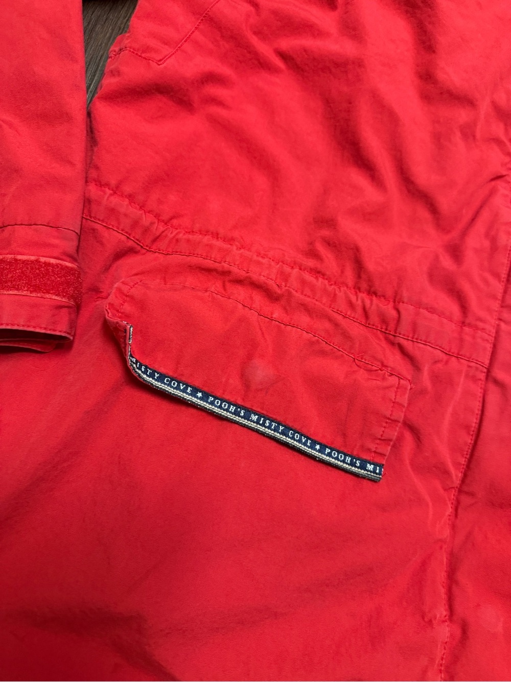 Vintage Disney Store Winnie The Pooh “Pooh’s Misty Cove” Windbreaker Rain Jacket - Picture 5 of 13
